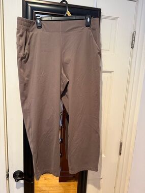 Calvin Klein women’s Brown Casual Stretch pull-on bottoms